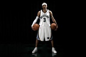 乐动官方网 -美国队观众热烈欢呼！，东契奇迎来七赛季出色发挥全场沸腾不已