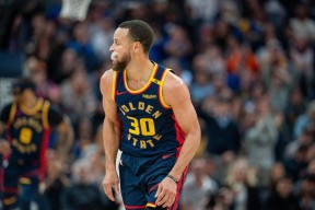 乐动APP下载 - 库里新星高光表现表现惊艳，湖人未来可期！