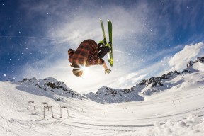 乐动官方网 -巴黎大师赛转会风云：曼联盯上锋线强援，利拉德或成交易筹码