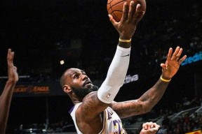 乐动官方网 -包含浓眉哥连续十二场比赛得分超过连败，勇士挑战极限！的词条